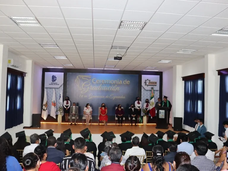 Ceremonia de Graduación de la 14va Generación de Egresados — fotografía 7