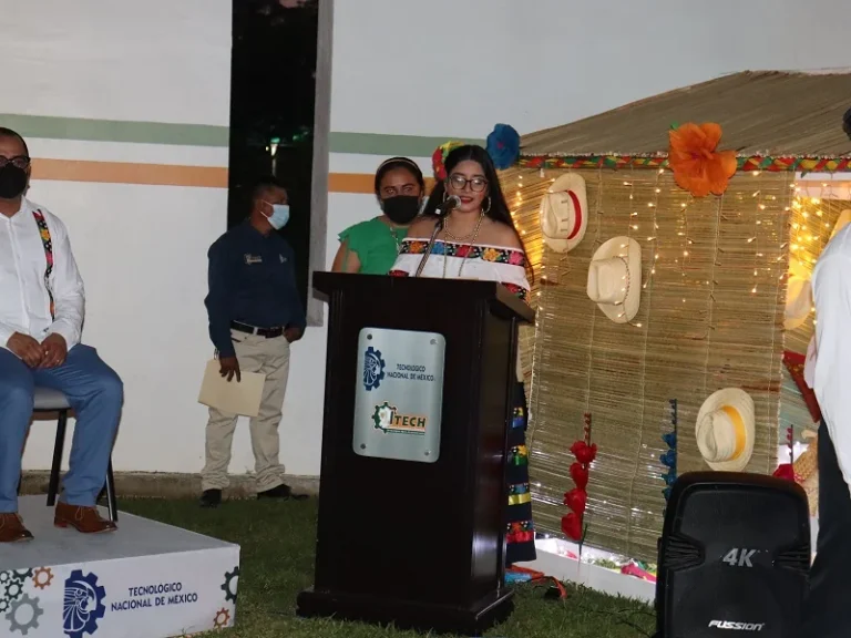 Ceremonia de Graduación de la 14va Generación de Egresados — fotografía 15