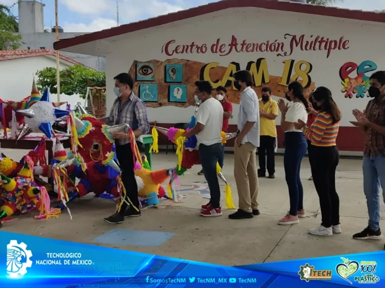Estudiantes del TecNM Campus La Chontalpa donan piñatas — fotografía 8