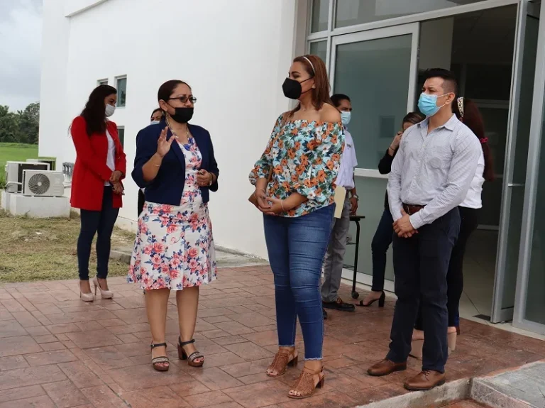 Firma de convenio de colaboración con el INJUDET — fotografía 6
