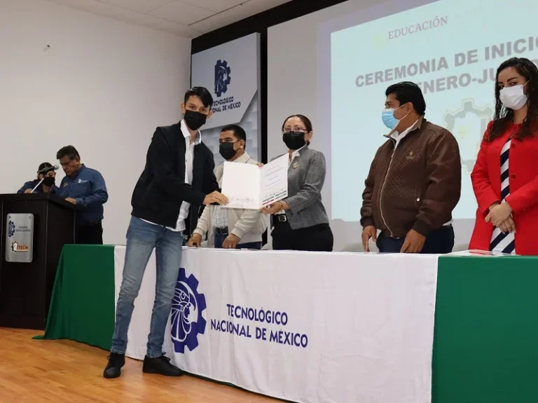 Ceremonia de inicio de cursos Enero - Junio 2022 — fotografía 7