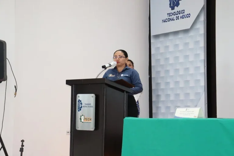 Firma de convenio de Colaboración Científica, de Residencia y de Servicio Social con la Comisión Estatal de Agua y Saneamiento (CEAS). — fotografía 4