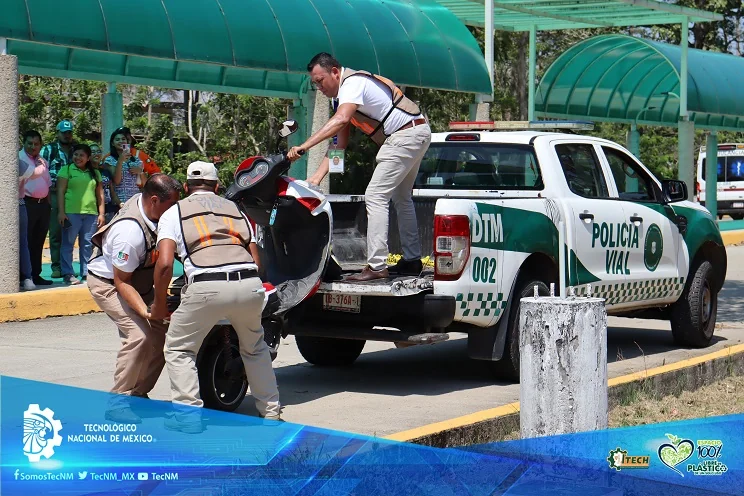 Escenificación de un accidente de tránsito. — fotografía 5