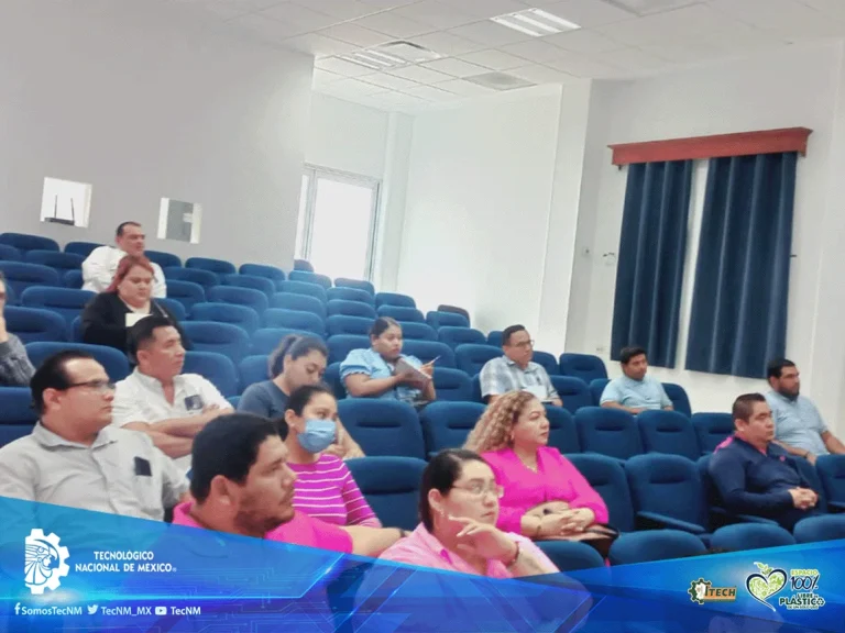 Plática sobre el modelo de educación mixta del TecNM — fotografía 3