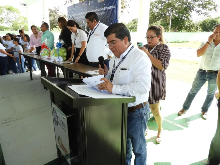 Concurso para la elección de la porra de la Carrera de Ingeniería en Gestión Empresarial — fotografía 3