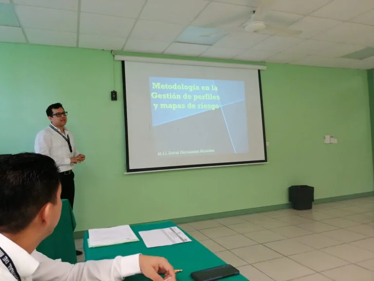 Inicia semana de formación profesional y actualización docente — fotografía 4